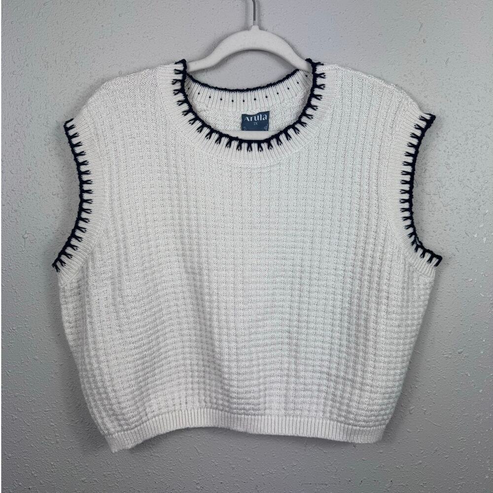 Arula Cream Sweater Vest with Black Outlined Seams Womens Size 2X